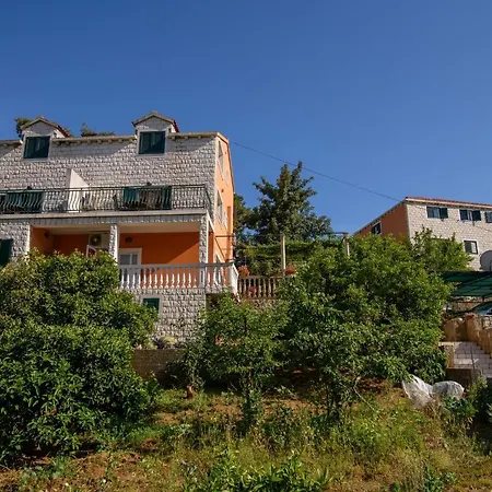 Stermasi Διαμέρισμα Saplunara