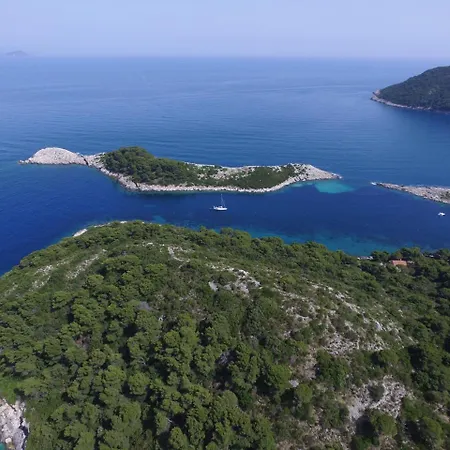 Stermasi Διαμέρισμα Saplunara